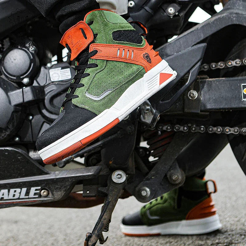 Men Motorcycle Boots Rubber Sole Anti-slip Motorcyclist Shoes Leather Adventure Touring Boots with Gear Shifting Anti Slip Pads