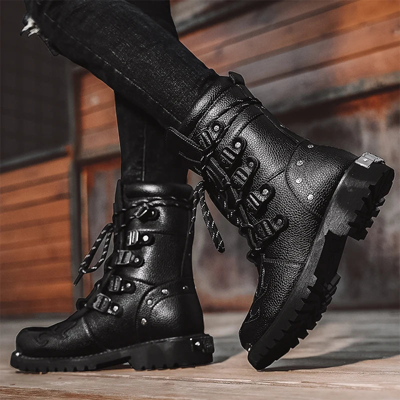 High Top Men Boots Fashion Street Style Motorcycle Boots Frerwork Outdoor Walking Shoes Lace Up Wear-Resisting Platform Shoes