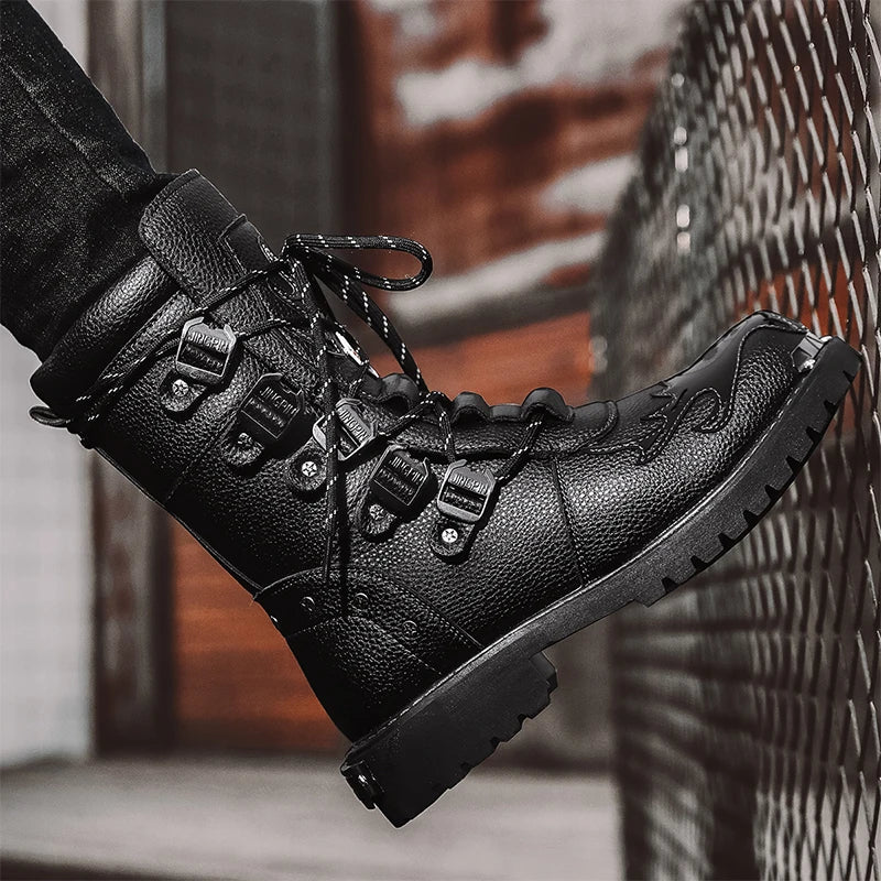 High Top Men Boots Fashion Street Style Motorcycle Boots Frerwork Outdoor Walking Shoes Lace Up Wear-Resisting Platform Shoes